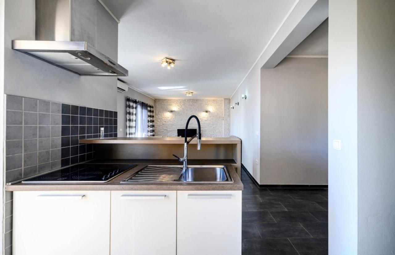 Apartments Oto Žaborić Eksteriør billede
