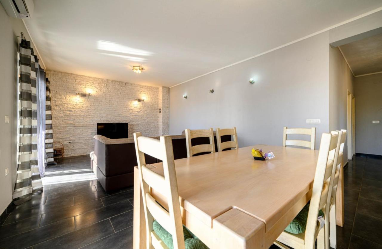 Apartments Oto Žaborić Eksteriør billede